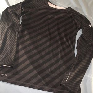 Nike Pro Dri-Fit Shirt Long Sleeve!